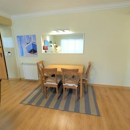 Carnaxide Modern T1 Apartment W Balcony In Carnaxide Oeiras Lisbon Buitenkant foto