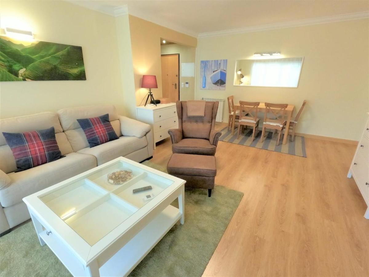 Carnaxide Modern T1 Apartment W Balcony In Carnaxide Oeiras Lisbon Buitenkant foto