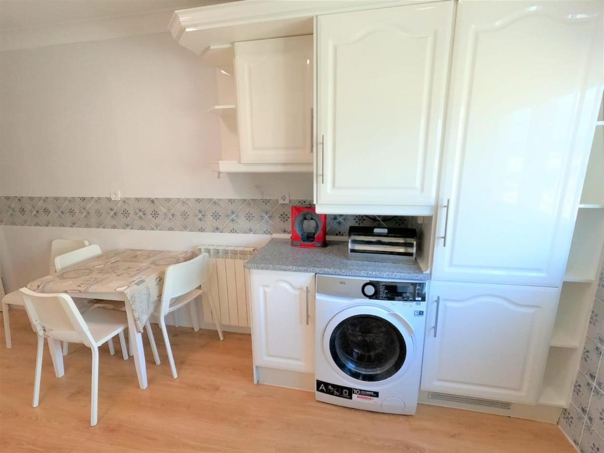 Carnaxide Modern T1 Apartment W Balcony In Carnaxide Oeiras Lisbon Buitenkant foto