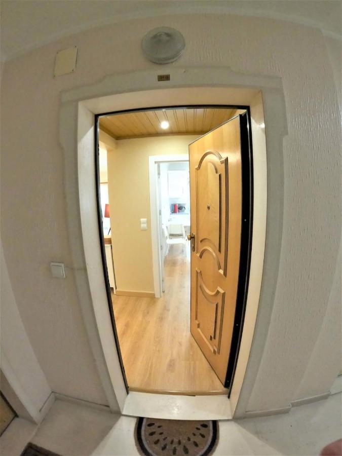 Carnaxide Modern T1 Apartment W Balcony In Carnaxide Oeiras Lisbon Buitenkant foto